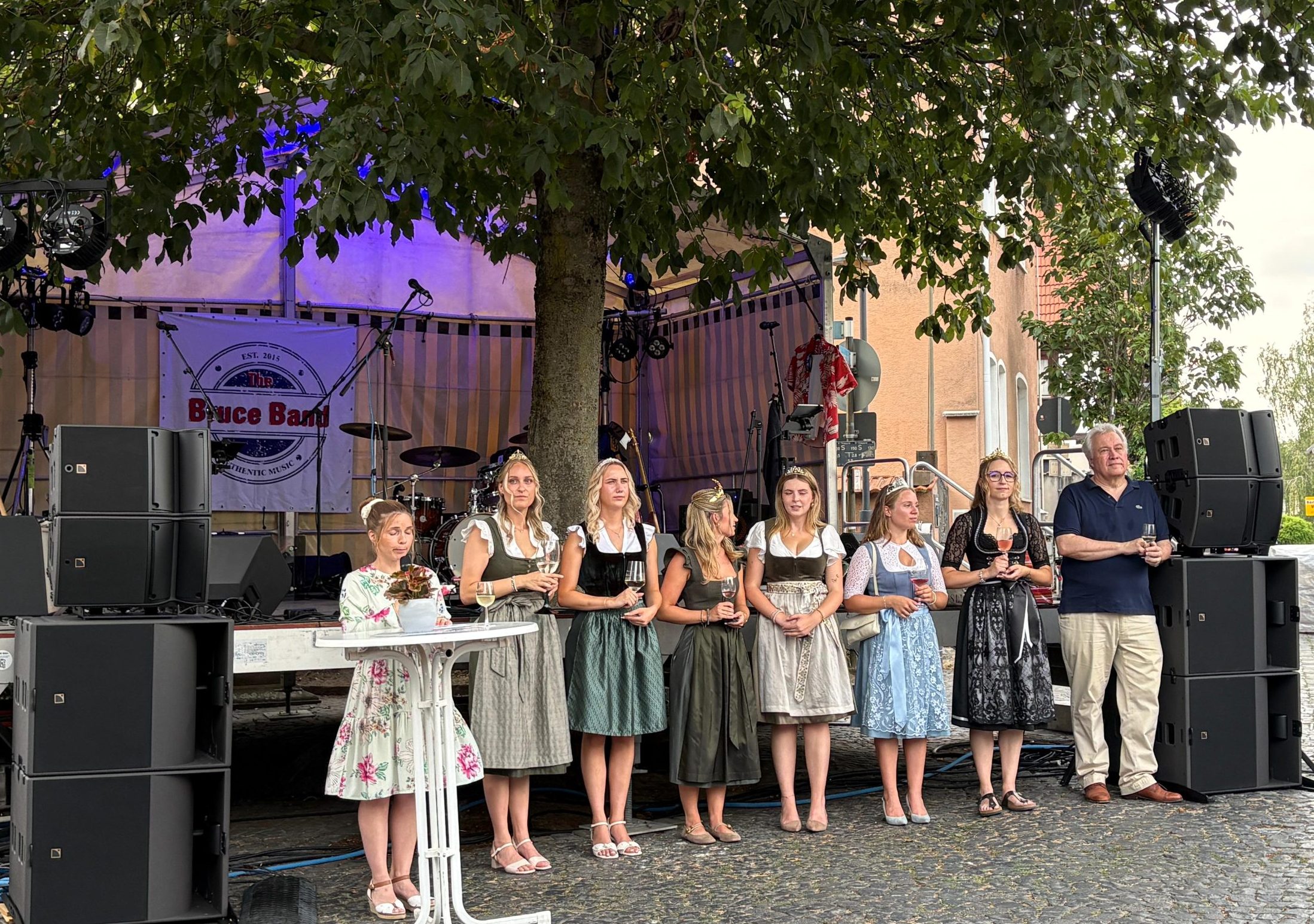 Beschallung L Acoustics open air Bühne
